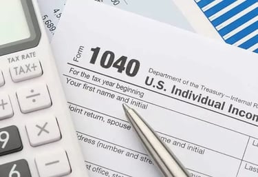 1040 tax return, calculator & pen