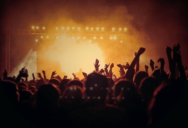 Evento o concerto per mostrare attività offline dell'agenzia