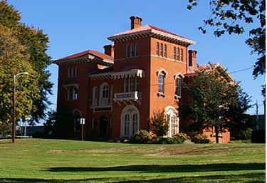 A picture of the exterior of the Edward King senior center