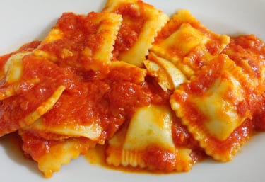 Raviolis gallurais à la ricotta servis dans l’assiette.