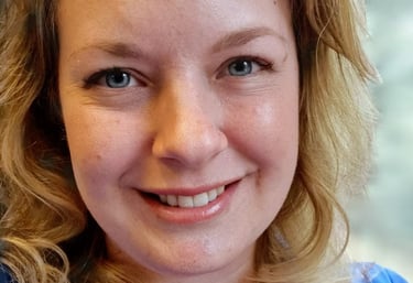 Specialist Midwife providing private tongue-tie and feeding support in Bournemouth and Salisbury