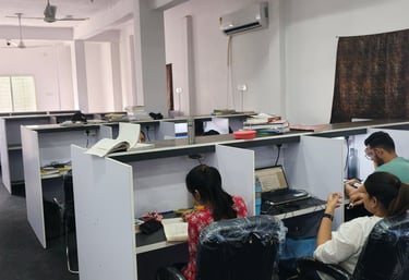 Aura Library study hall in Bairagarh Bhopal