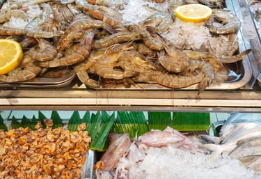 Poissons et crustacés péchés venant des étales Boulonnaise