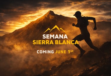 Corredor de trail running en las crestas de Sierra Blanca Marbella durante el atardecer