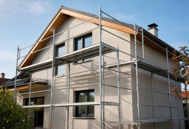 Enduit de façade avec isolation – rénovation en cours