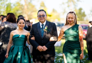 entrada novio al altar fotografía