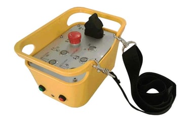 Single-ratio wireless remote control for truck crane