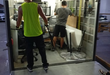 搬運清拆/辦工室搬運/傢具棄置/ logistic / moving /relocation / furniture disposal