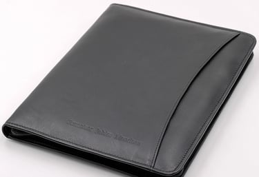 Carpeta de cuero personalizada Heros Leather