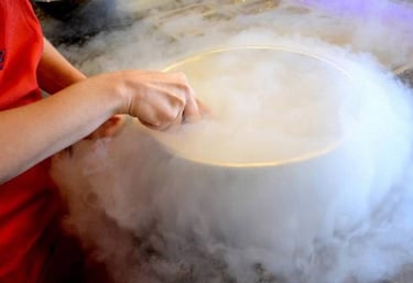ice cream frozen using liquid nitrogen