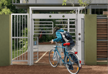 TORNO PARA PEATONES Y BICICLETAS