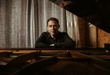 Stéphane Macaluso pianiste compositeur interprète La Londe les maures Var
