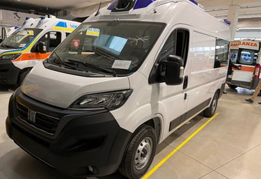 Виробництво автомобілів швидкої допомоги Fiat Ducato на заводі – процес складання