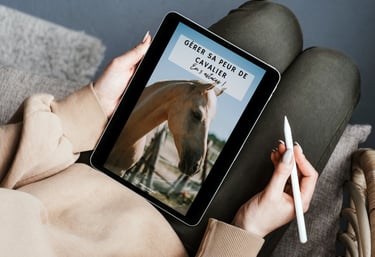 tablette prsentant un ebook sur la peur cheval
