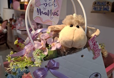Peluches, globos, tarjetas perzonalizadas.