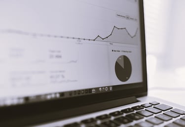 Aperçu d'une diapositive de formation montrant des courbes et des graphiques