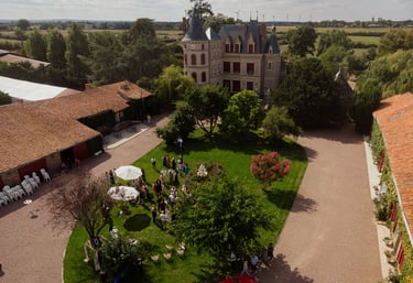 Vue aérienne faite avec un drone du château des Landes à Cléré-sur-Layon