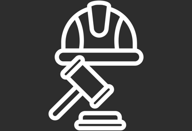 Casco de constructor y mazo