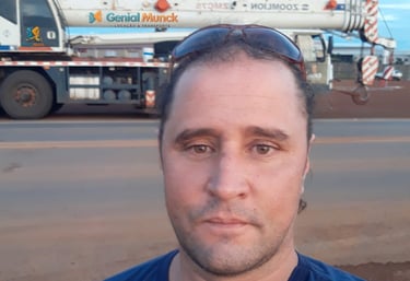 Atendimento de guindaste e munck 24 horas