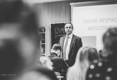 Noriu augti laimingas pamoka su Izraelio ambasadoriumi Amir Maimon