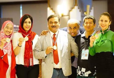 Ellie Emira at Thailand Festival 2019 with Shohreh Bayat and Dharmendra Kumar.