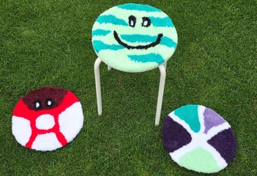 Tufting von Stuhlkissen mit schönen Motiven