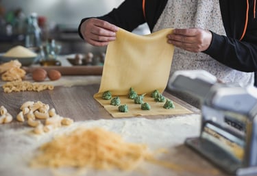 Chiusura sfoglia pasta ripiena