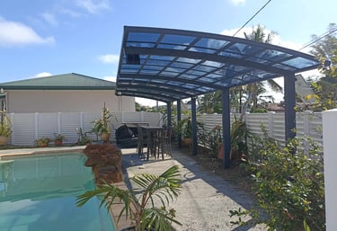 Carport posée sur vis de fondation