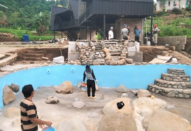 renovasi kolam renang alam yang bocor