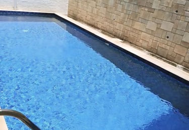 Kolam renang desain elegan di Pandeglang buata dari tim dayanapool