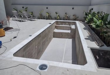Proses Pembuatan kolam renang di Karawang oleh layanan profesional Dayanapool