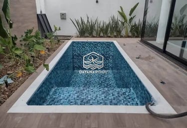 Pembuatan kolam renang di Depok