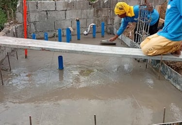 Proses pembuatan kolam renang di tasikmalaya