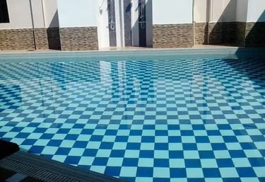 Kolam renang desain elegan di Banyumas buata dari tim dayanapool