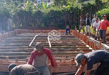 Proses pembuatan kolam renang di tasikmalaya