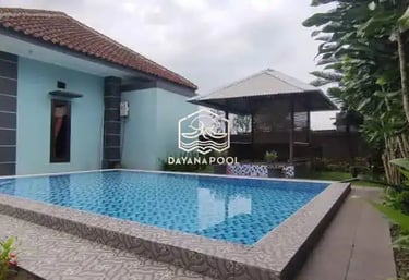 kolam renang terawat dan indah yang siap digunakan sepanjang hari