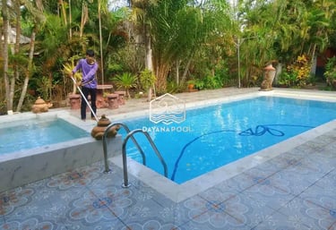 Maintenance kolam renang di Dago oleh dayanapool