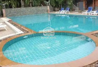 Kolam renang skimmer buatan dayanapool Karawang