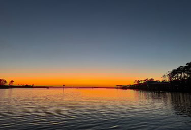 Choctawhatchee bay sunset dolphin tour in south walton