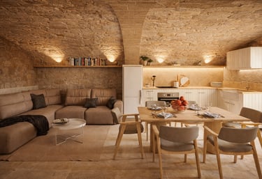 Rehabilitació integral de Masia Catalana al Baix Empordà dissenyat per l'estudi MATE Studio.