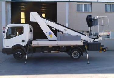camion con cesta 
