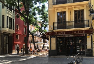 Fachada del bar San Jaume en Valencia