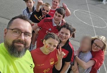 classe de monsieur ludovic déguisée en sportifs