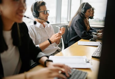 Remote call centre support team