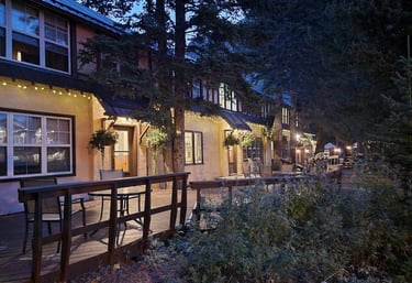 Crandell Mountain Lodge, Waterton Park