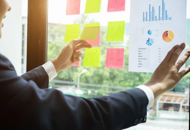 Análisis experto de información legal y fiscal como parte del enfoque estratégico de VORTEX