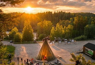 At Last Travel Design, lakeside sauna in Finland