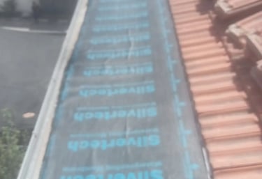 Menteşe kiremit çatı mahya tamiri
