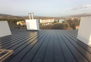 Seydikemer genelinde profesyonel çatı tamiri ve kiremit aktarma uygulaması