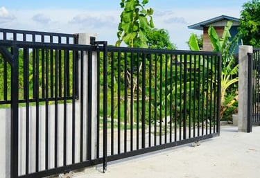 Single Sliding Gate